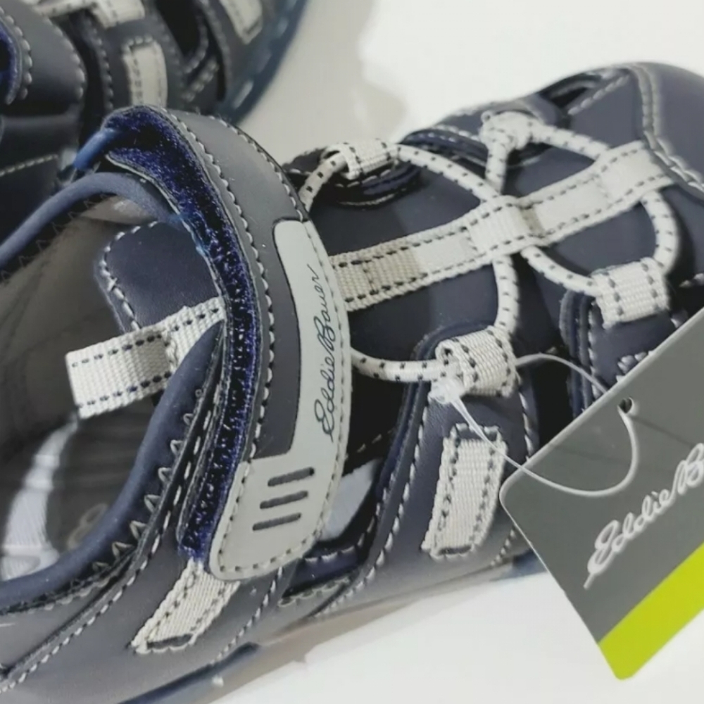 🆕️Eddie Bauer Edmund T Closed Toe Sandals - Picture 7 of 7